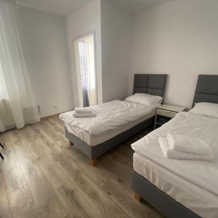 Apartamenty Zatorze Leszno  Buitenkant foto